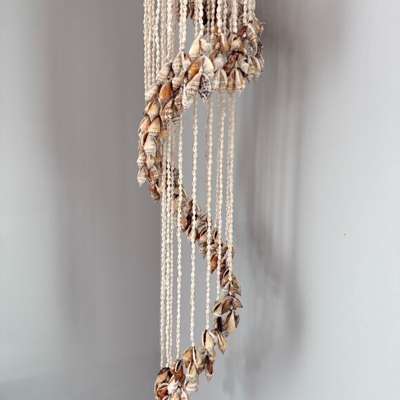 Vintage LARGE Hanging Sea Shell Chandelier Art Boho Cottage Waterfall Wind Chime - Picture 3 of 7